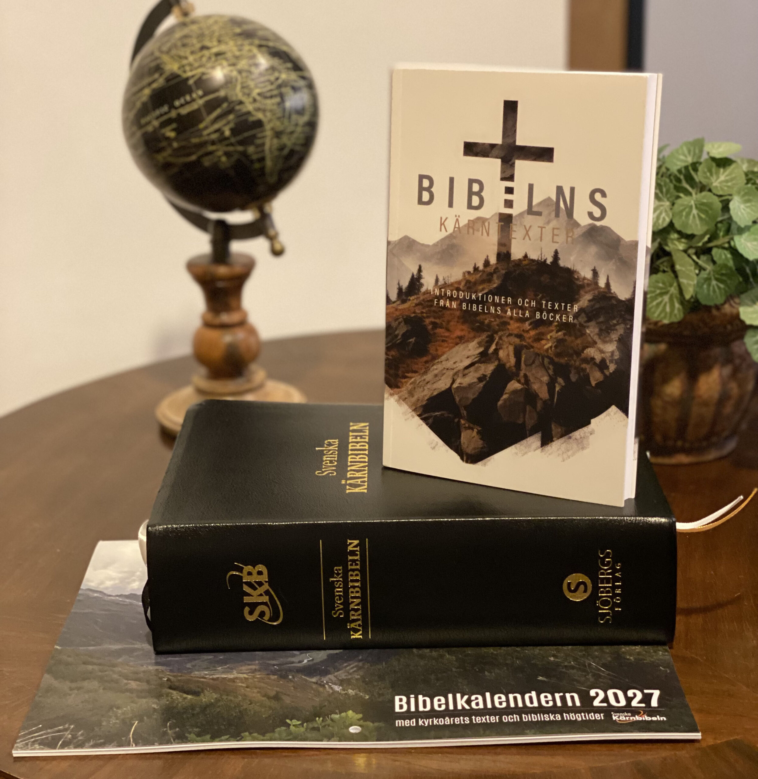 Paket – Helbibel + Kärntexter + Kalender